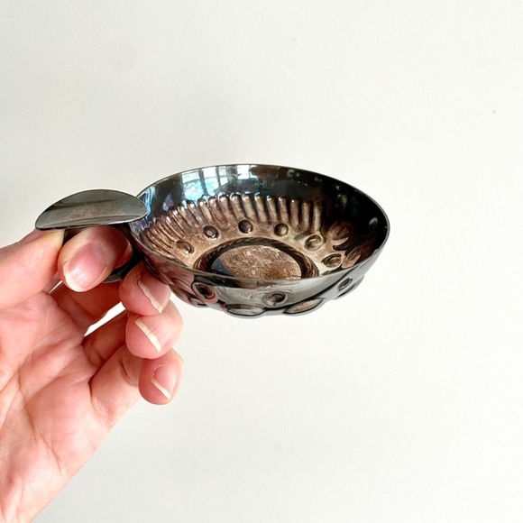 Vintage French Silver Plated Wine Tasting Cup | Sommelier Tastevin - Picture 16 of 16